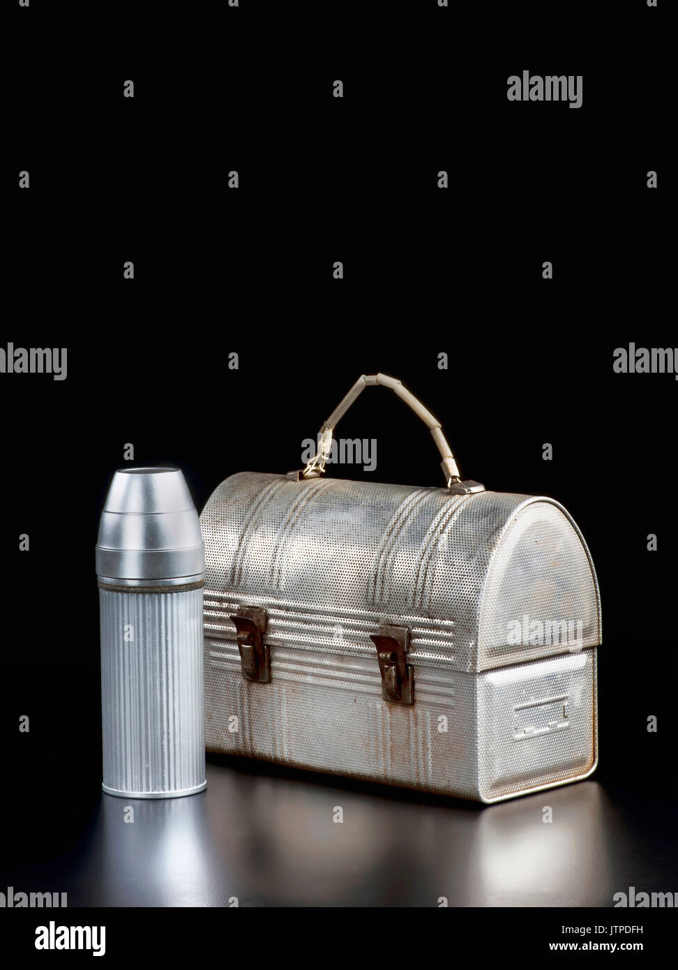 Construction lunchbox hi res stock photography and images Alamy