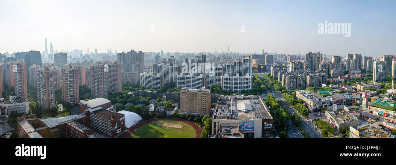 China shanghai high rise apartment hi-res stock photography and images ...