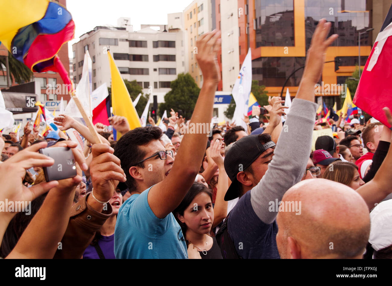 Quito Ecuador April 7 2016 Crowd Of Unidentified People With Stock Photo Alamy