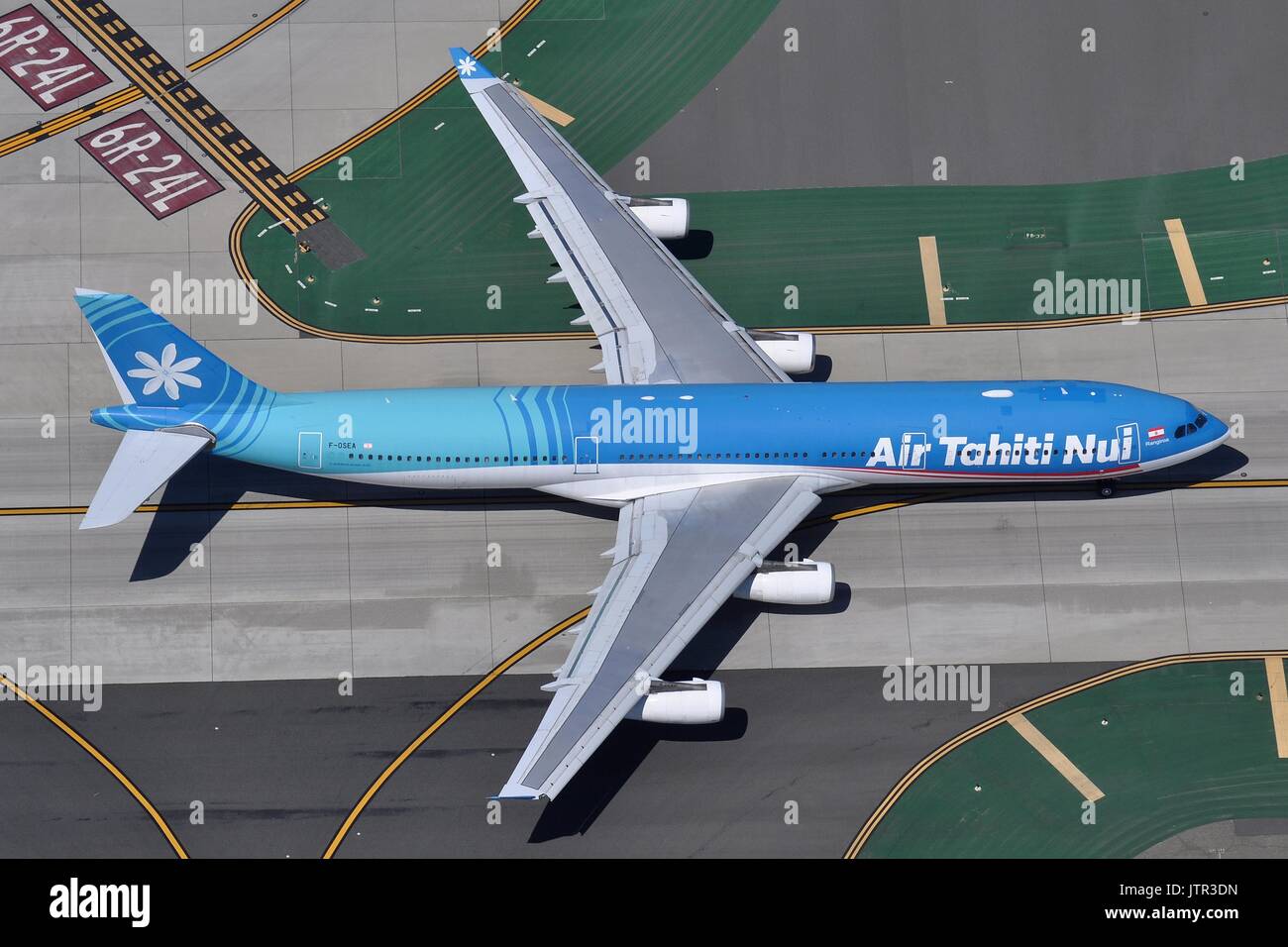 AIR TAHITI NUI AIRBUS A340-300 Stock Photo