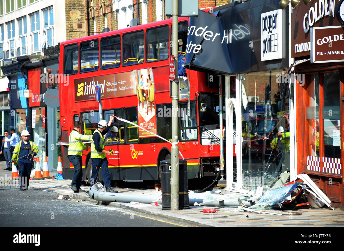 London, UK, Battersea 10/08/2017 Bus crashes into Poggen Pohl ... London, UK, Battersea 10/08/2017 Bus crashes into Poggen Pohl ...