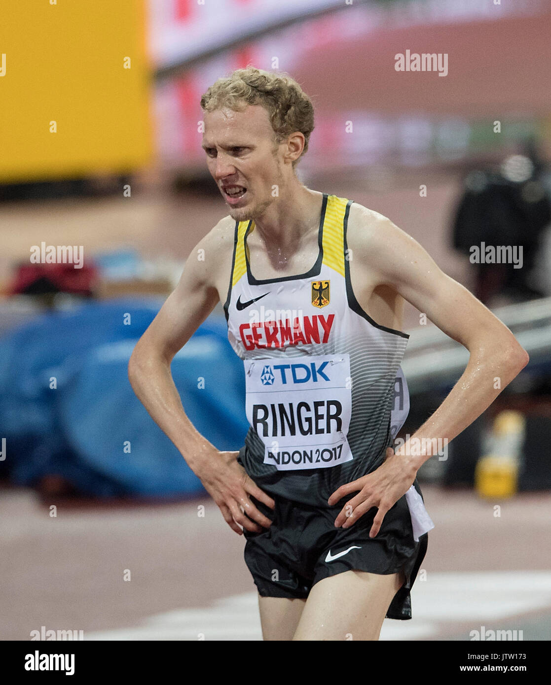 London, Grossbritannien. 09th Aug, 2017. Richard RINGER, Deutschland,  enttaeuscht Vorlauf 5000m der Maenner, am 09.08.2017 Leichtathletik Weltmeisterschaft  2017 in London/ Grossbritannien, vom 04.08. - 13.08.2017. | Verwendung  weltweit Credit: dpa ...