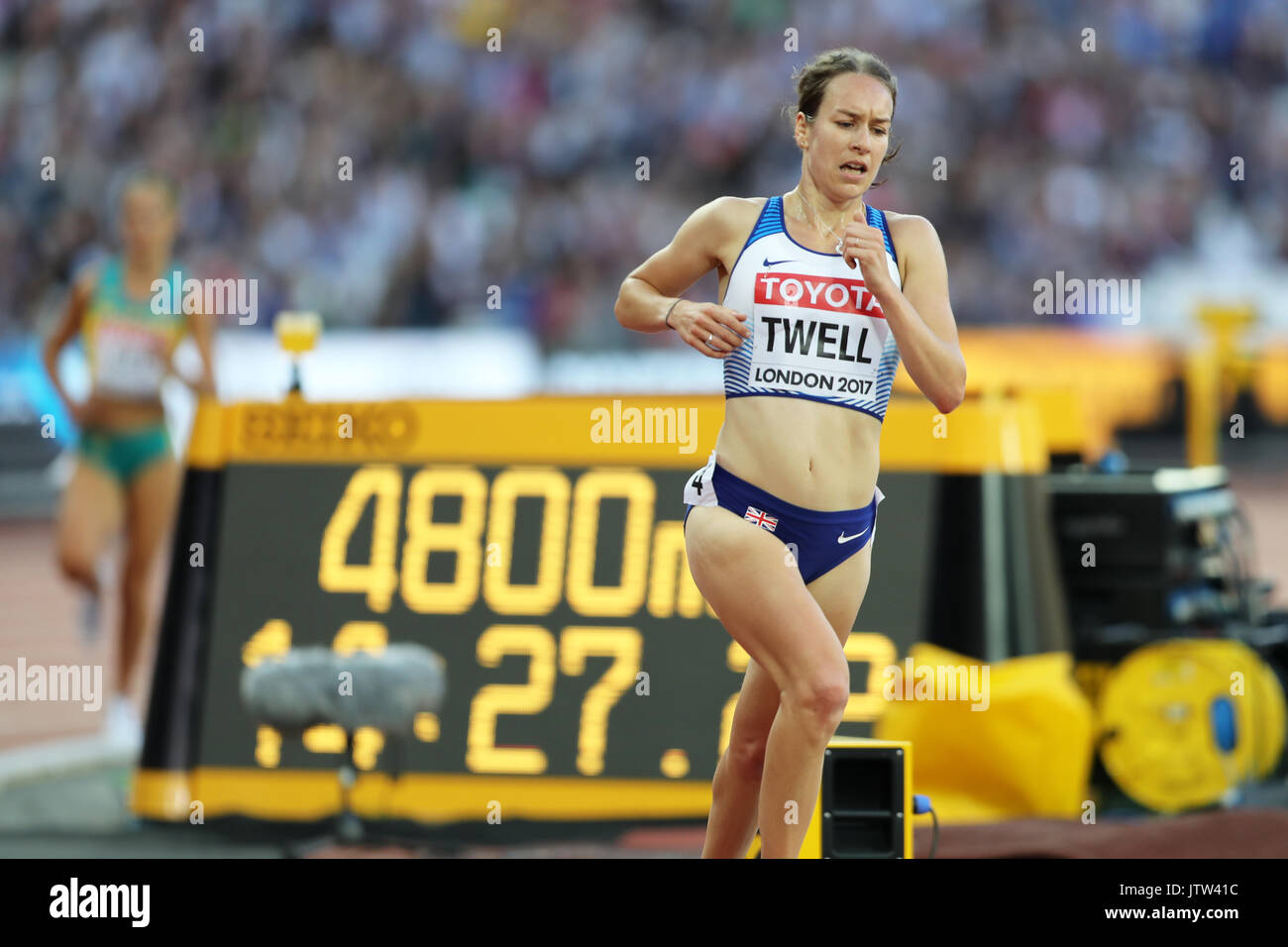 London, UK. 10-Aug-17. Stephanie TWELL (Great Britain) competing in the Women's 5000m Heat 2 at the 2017 IAAF World Championships, Queen Elizabeth Olympic Park, Stratford, London, UK. Credit: Simon Balson/Alamy Live News Stock Photo