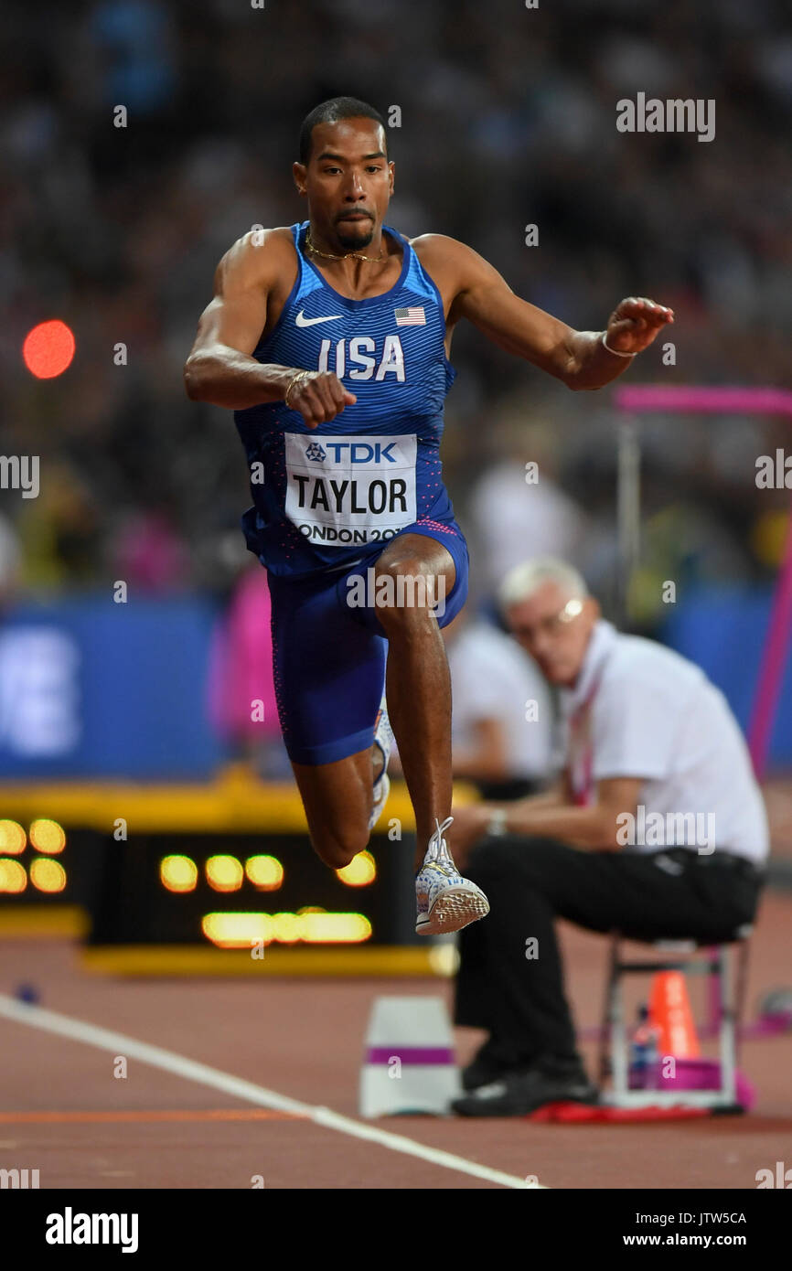 Athletics mens triple jump final hi-res stock photography and images - Page  3 - Alamy