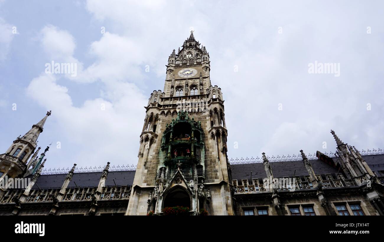 Glockenspiel clock hires stock photography and images Alamy