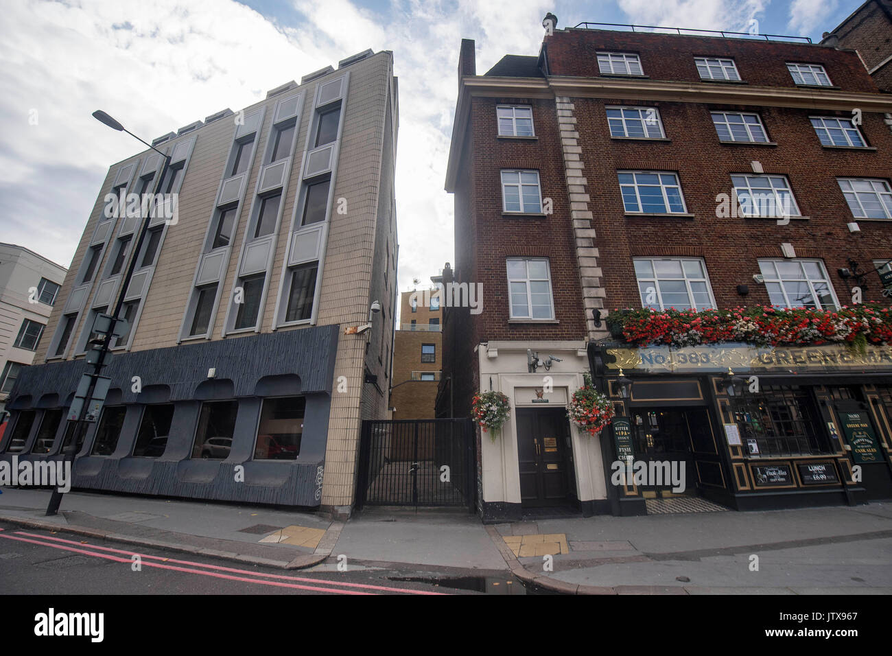 The 3 metre gap between two buildings on euston road hires stock
