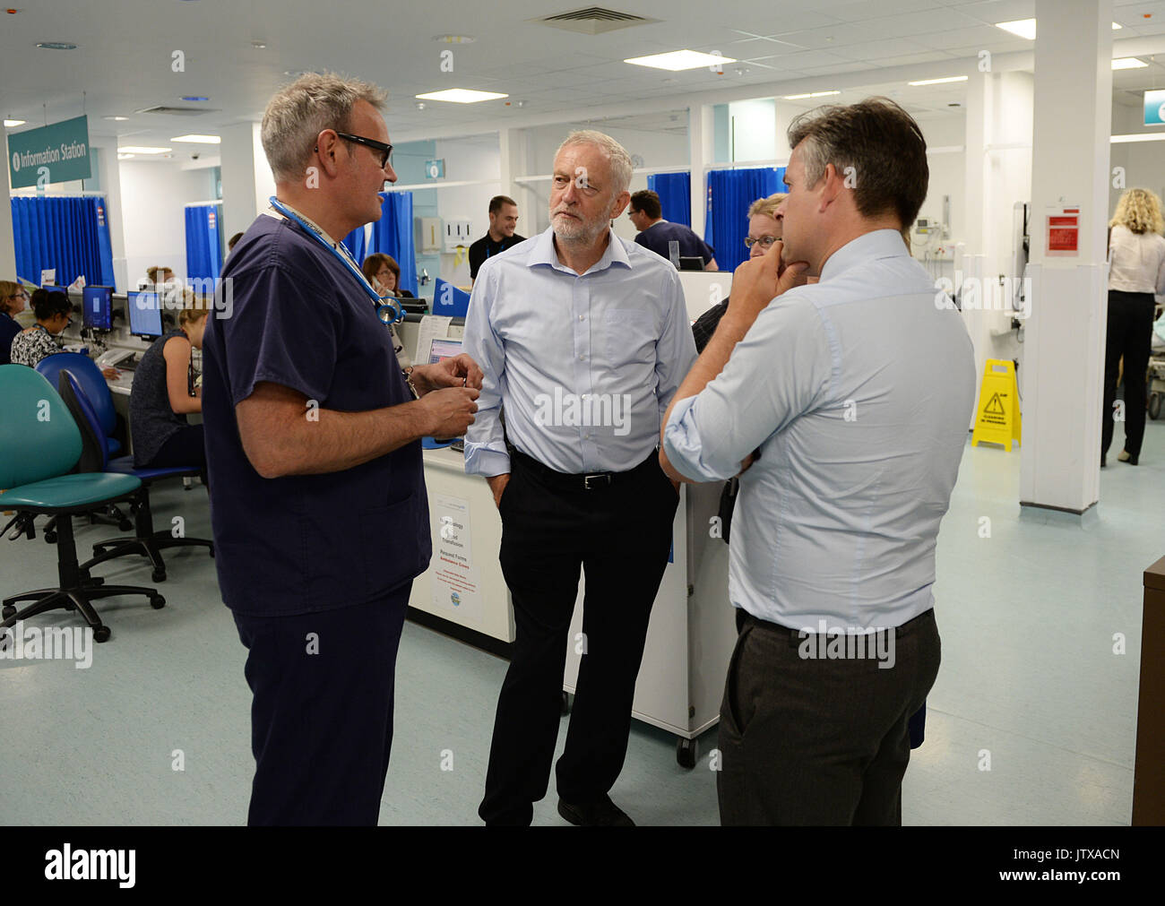 Labour leader Jeremy Corbyn speaks to staff in the Emergency Department at the Royal Cornwall Hospital in Treliske, Truro. Stock Photo