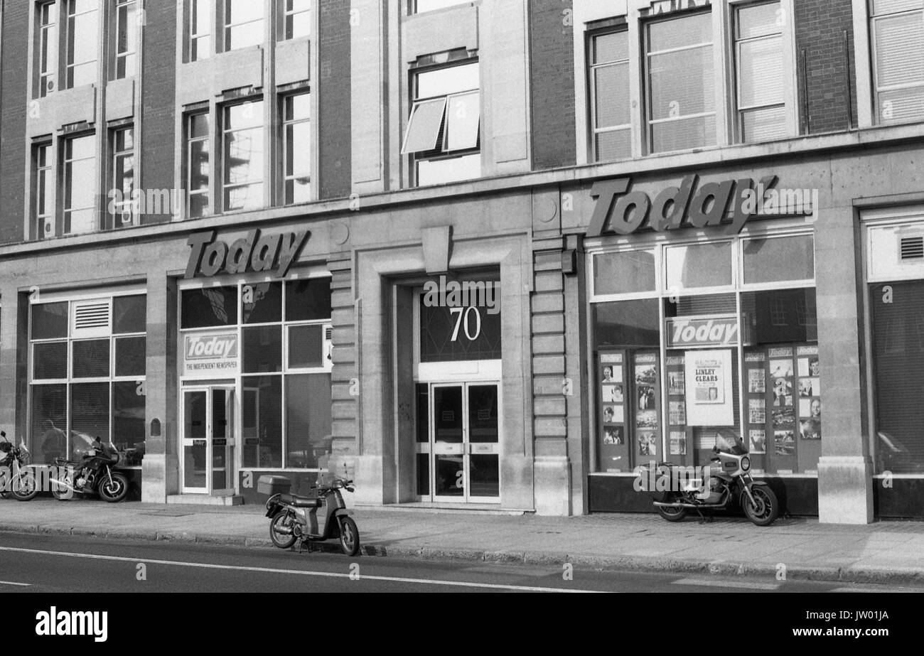 The headquarters of British national daily newspaper Today at 70 Vauxhall Bridge Road in London, England on March 30, 1990. Stock Photo