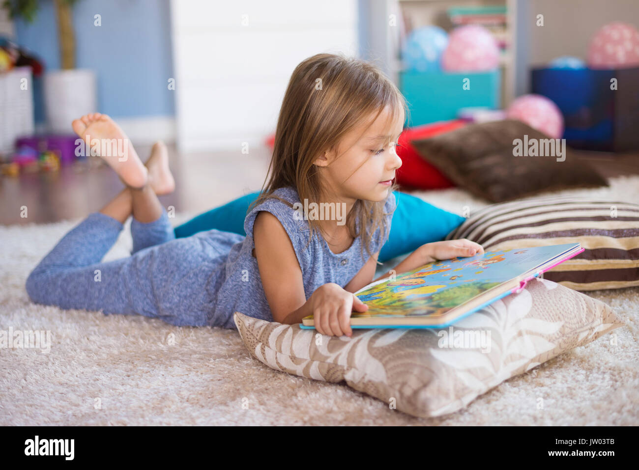 The best position to read a book Stock Photo Alamy