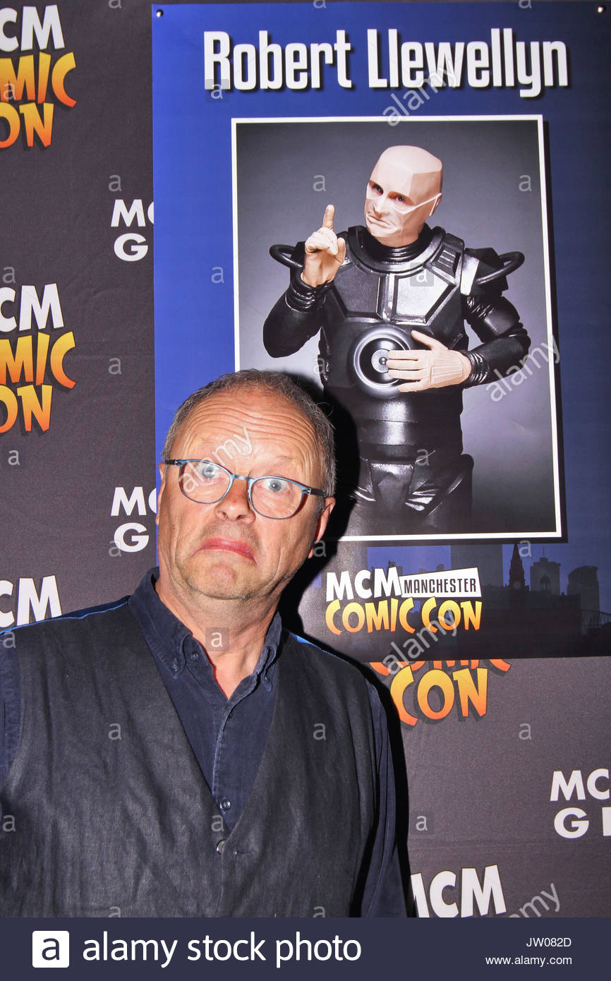 Robert Llewellyn (born 1956) Robert Llewellyn (born 1956)