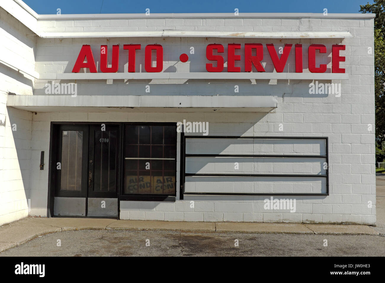 A vintage auto service station in Cleveland, Ohio, USA. Stock Photo