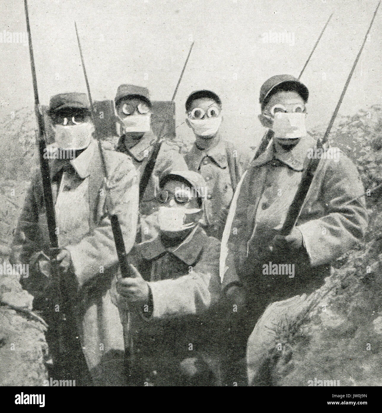 dude with gas mask ww1 dude with gas mask ww1