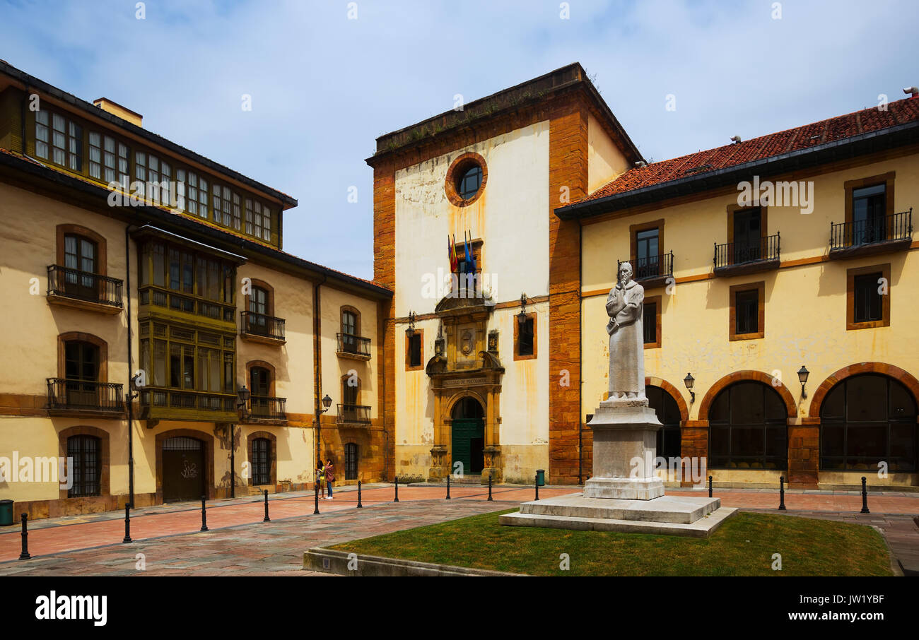 University Of Oviedo Hi res Stock Photography And Images Alamy university-of-oviedo-hi-res-stock-photography-and-images-alamy