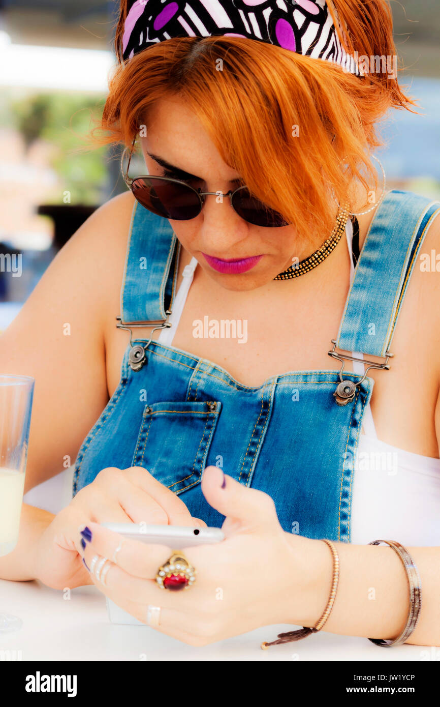 Young woman writing messages hi-res stock photography and images - Alamy