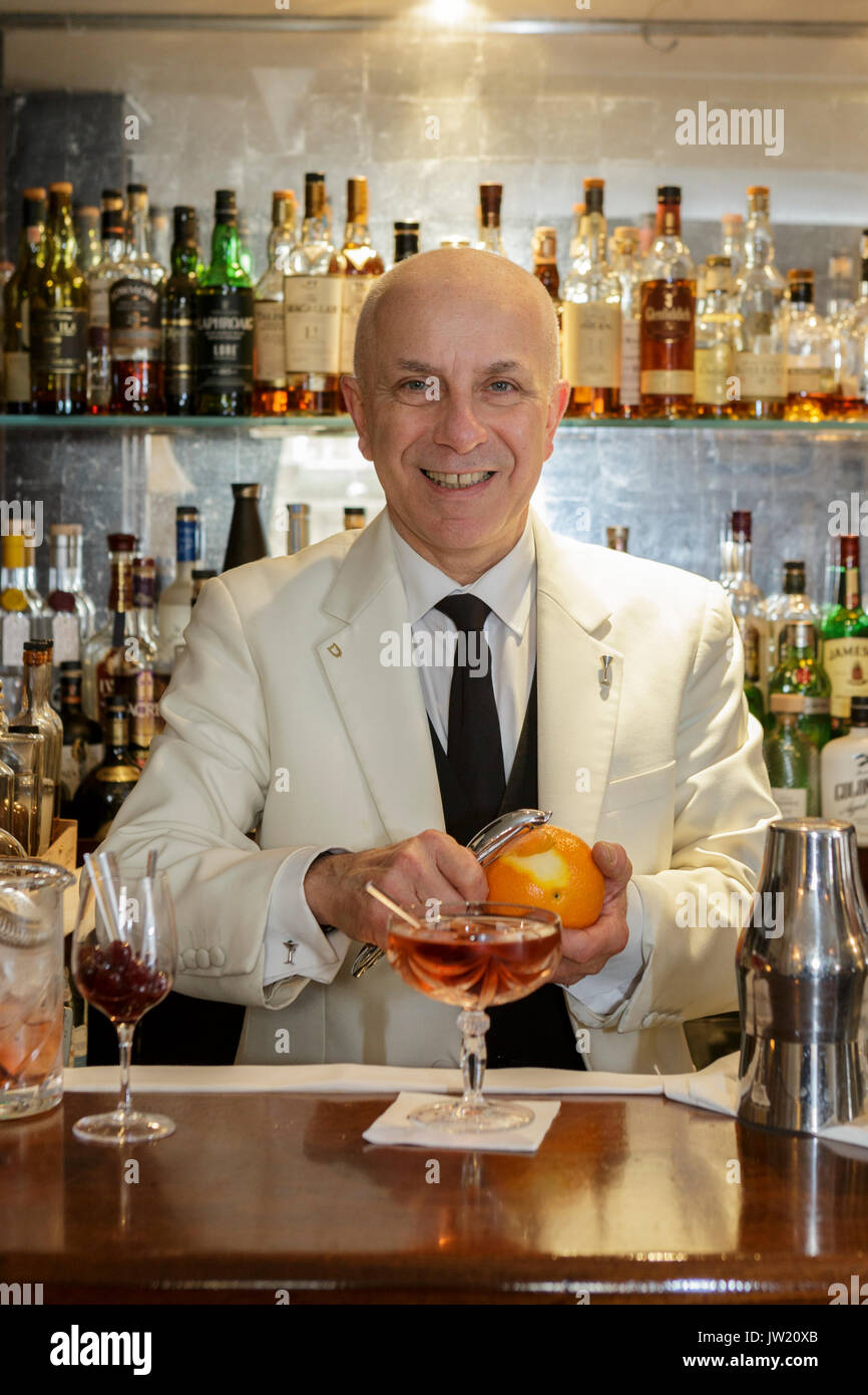 Alessandro Palazzi, Dukes Hotel, famous cocktail maker at one of London's most famous gentlemens clubs Stock Photo
