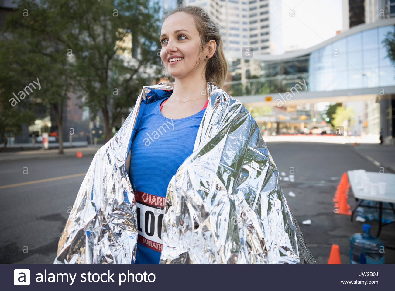 Mylar blanket hires stock photography and images Alamy