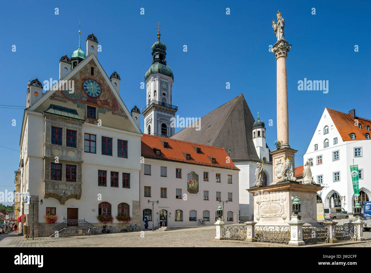 Town Hall, city parish church St. Georg, Marian Column, Marienplatz, Freising, Upper Bavaria, Bavaria, Germany Stock Photo