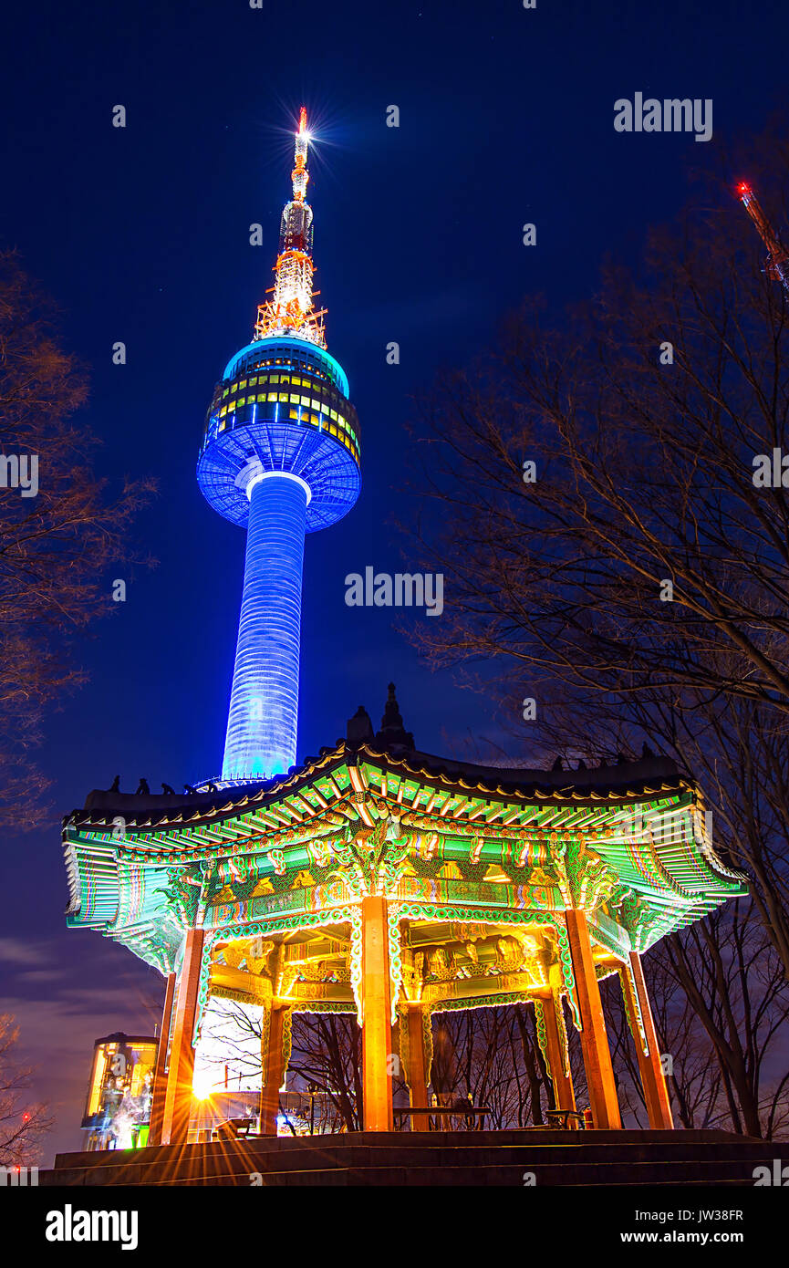 Seoul tower,Namsan tower in korea Stock Photo Alamy