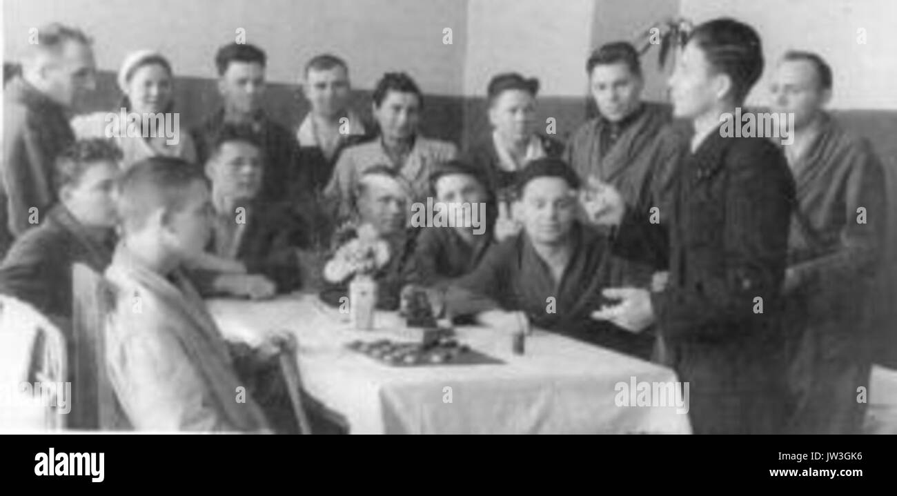 Mushuk chuqur yaqin planda til