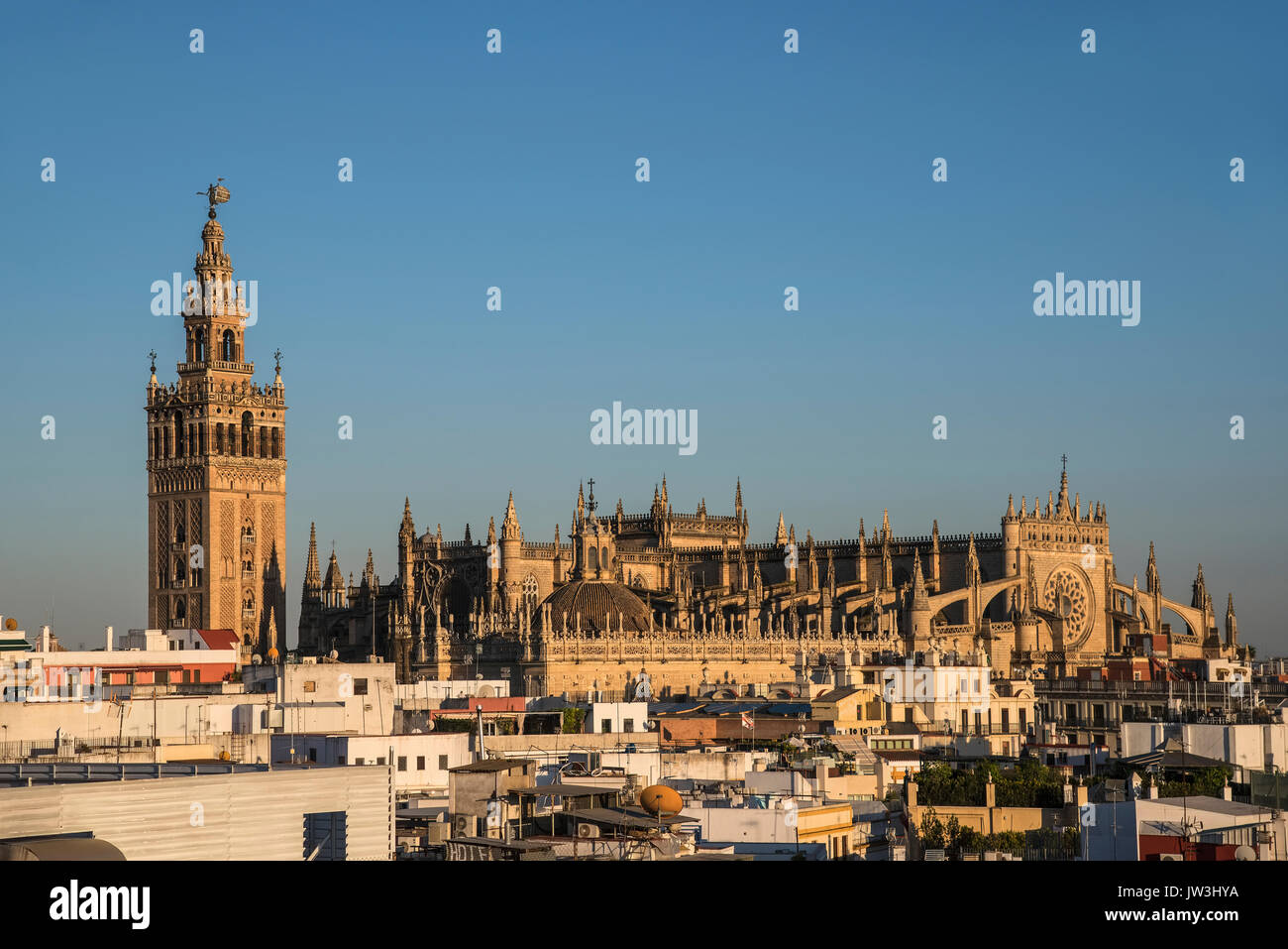 Seville cathedral hi-res stock photography and images - Alamy