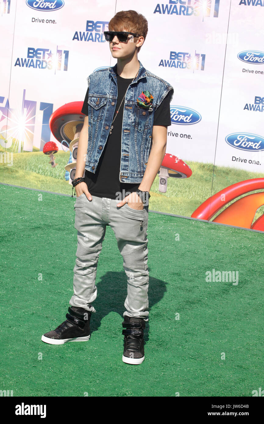 Justin Bieber at the BET Awards '11 held at the Shrine Auditorium on June 26, 2011 in Los Angeles, California.  © Star Shooter / MediaPunch Inc. Stock Photo