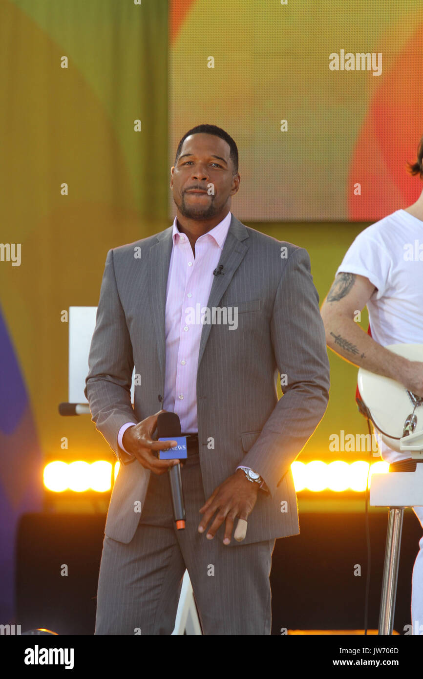 New York, New York, USA. 11th Aug, 2017. The Bleachers perform for The Good Morning America
