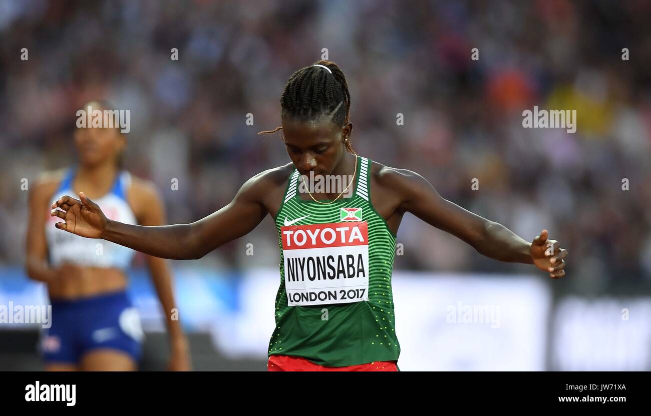 London, UK. 11th Aug, 2017. Francine NIYONSABA (BDI) in the womens 800m semi-final. IAAF world athletics championships. London Olympic stadium. Queen Elizabeth Olympic park. Stratford. London. UK. 11/08/2017. Credit: Sport In Pictures/Alamy Live News Stock Photo