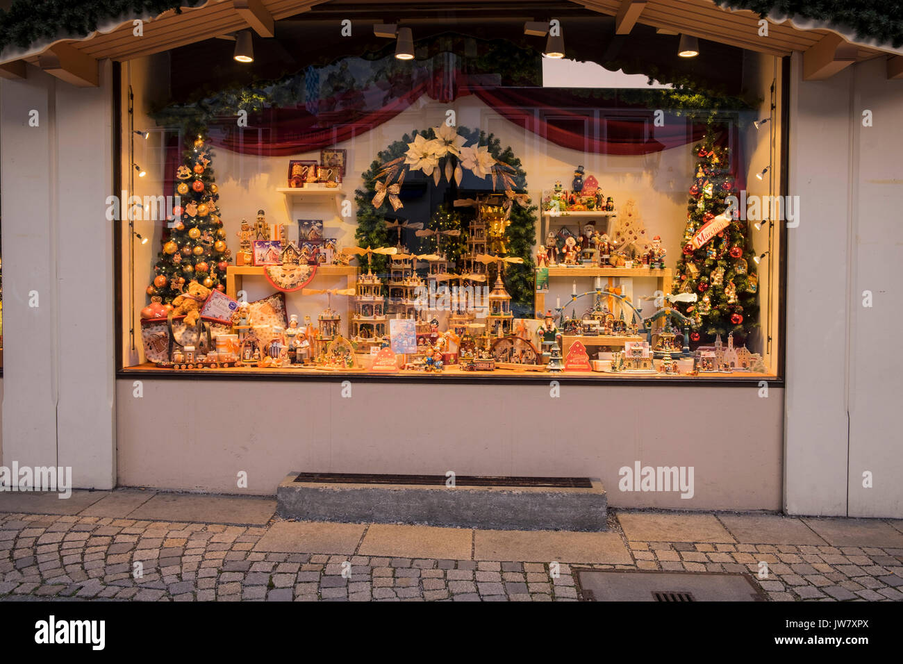 Kathe wohlfahrt christkindlmarkt hires stock photography
