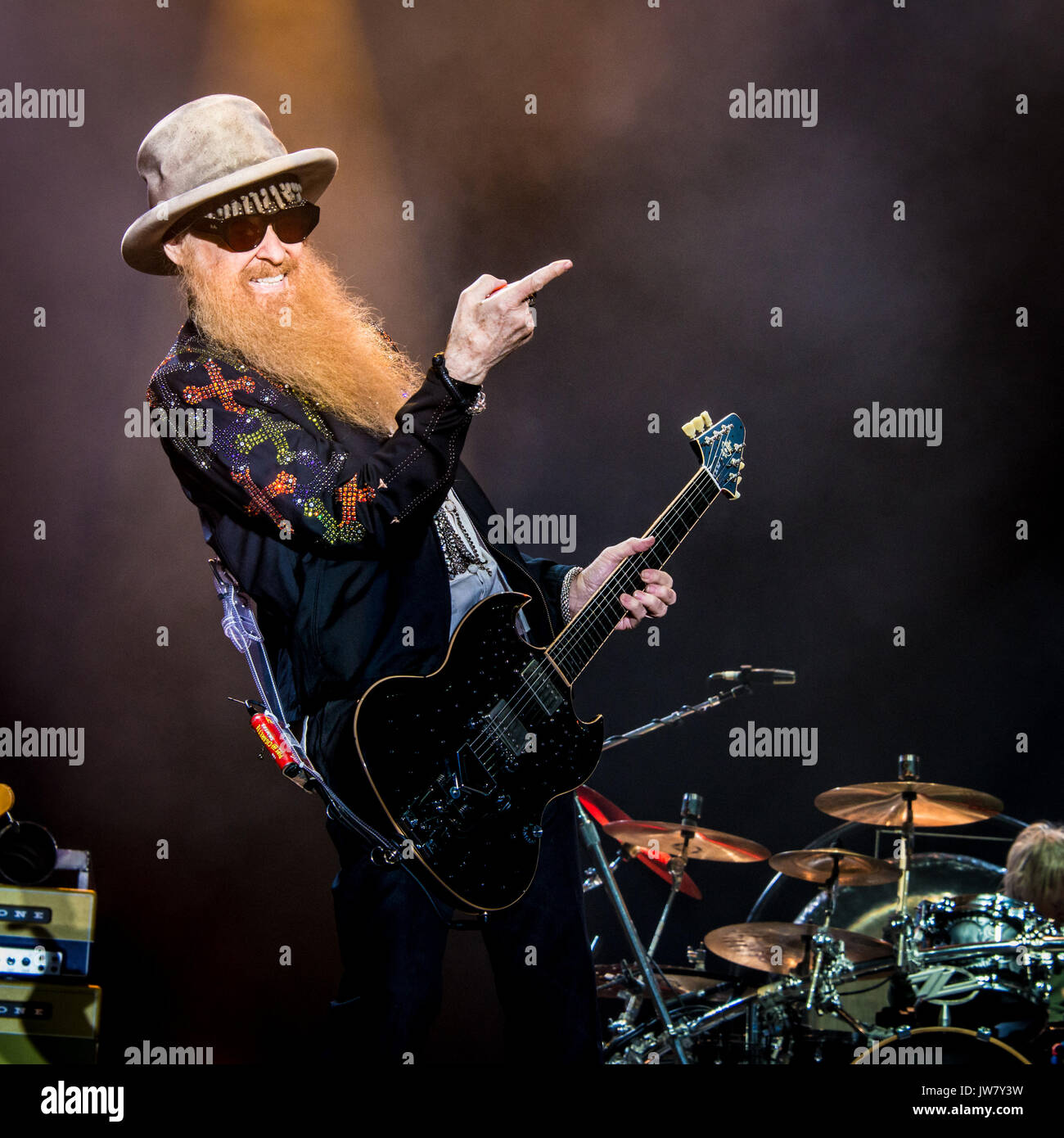Billy gibbons sunglasses hires stock photography and images Alamy