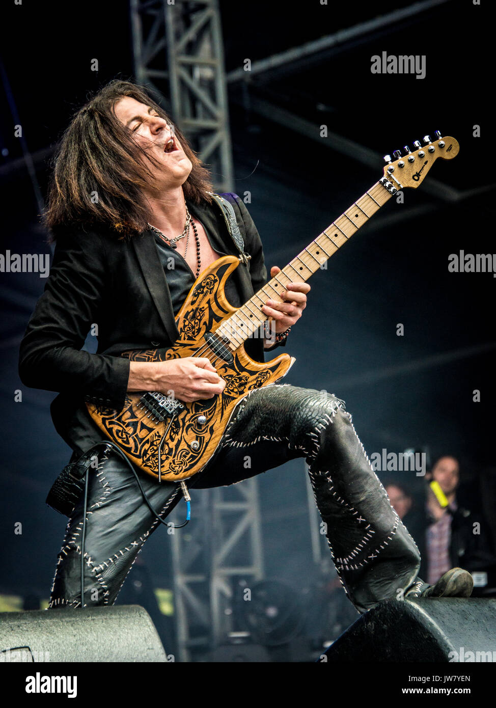 Dokken Jon Levin on guitar Stock Photo Alamy