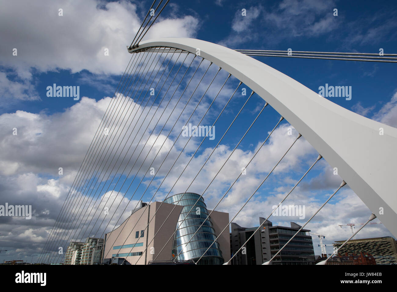 Samuel Beckett bridge, designed by Santiago Calatrava spans Dublin's ...