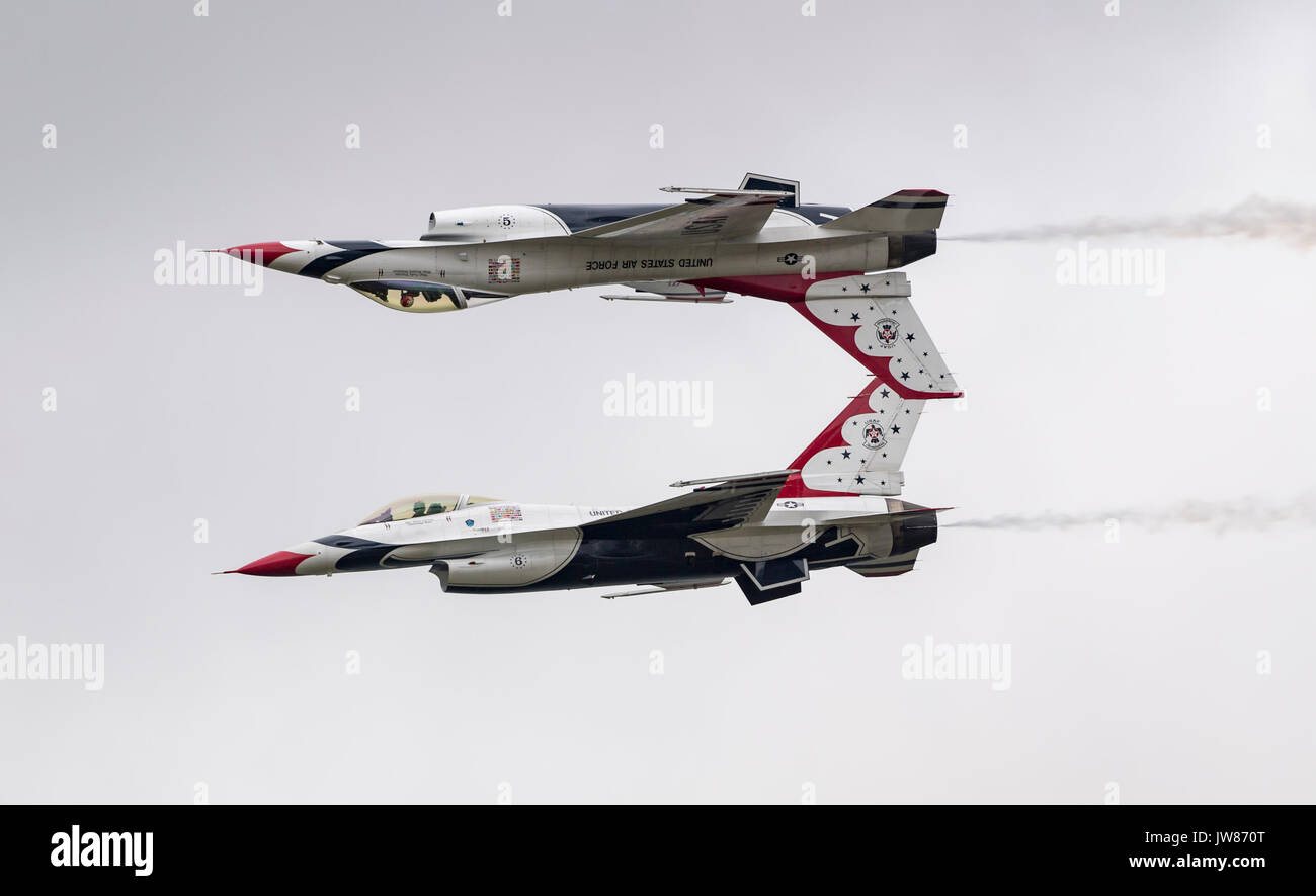 Thunderbirds Aerobatic Display Team, USAF Stock Photo Alamy