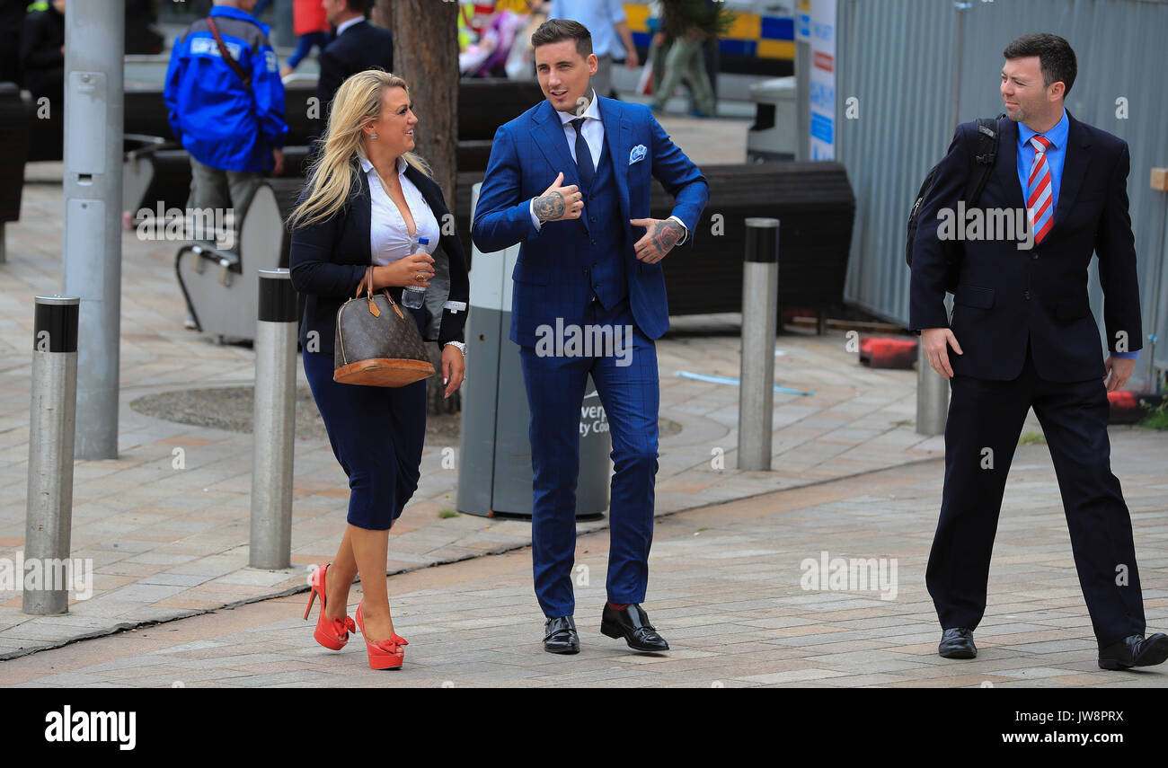 Reality TV star Jeremy McConnell (centre) arrives at Liverpool magistrates Court where he is to be sentenced for assaulting ex-girlfriend Stephanie Davis. Stock Photo