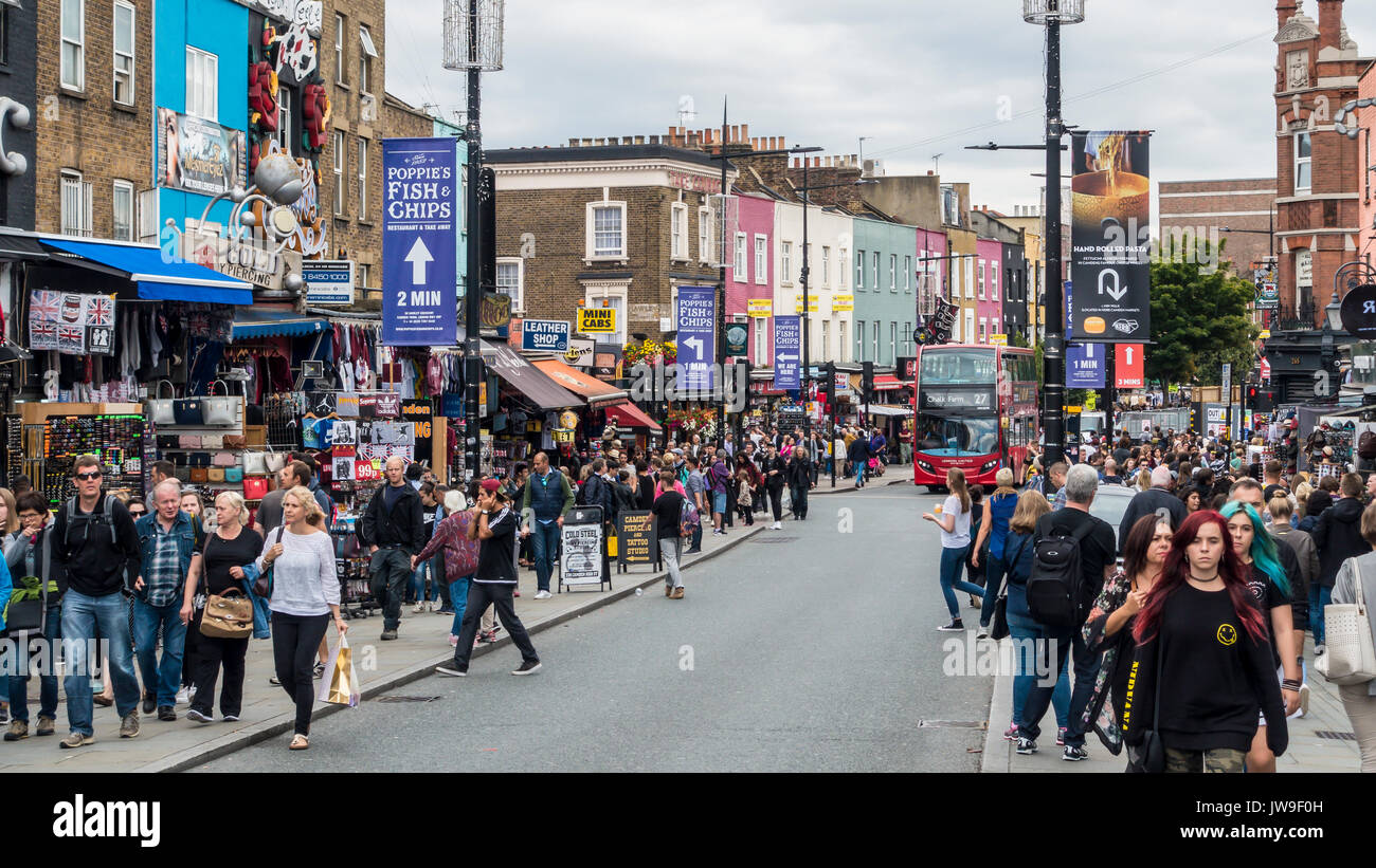 London bus images hi-res stock photography and images - Alamy