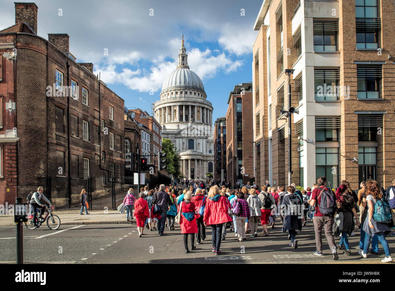 Crossing The Road towards St Paul's Cathedral Stock Photo