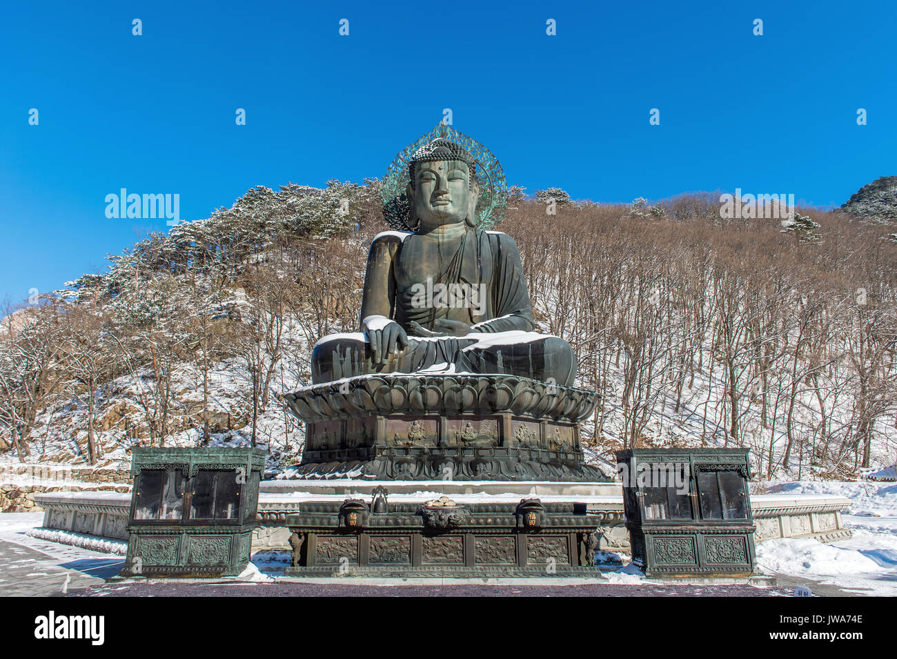 Big Buddha Monument of Sinheungsa Temple in Seoraksan National Park in winter, South Korea. Stock Photo