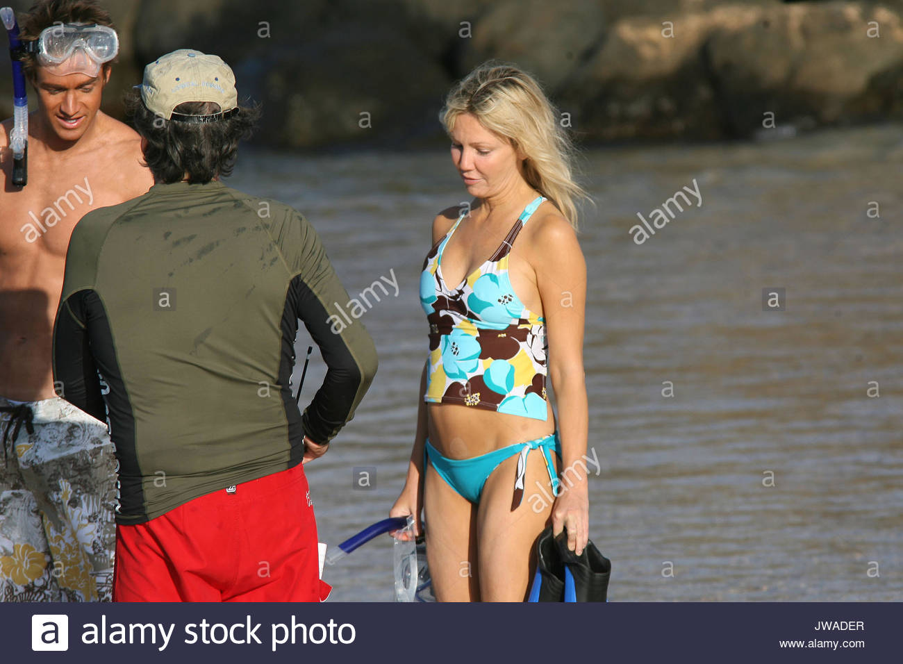 flirting with forty heather locklear boyfriend 2017 pics photos flirting with forty heather locklear boyfriend 2017 pics photos