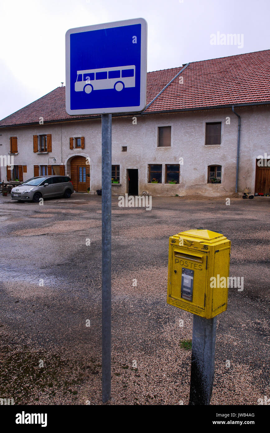 Country Village Bus Stop High Resolution Stock Photography and Images ...