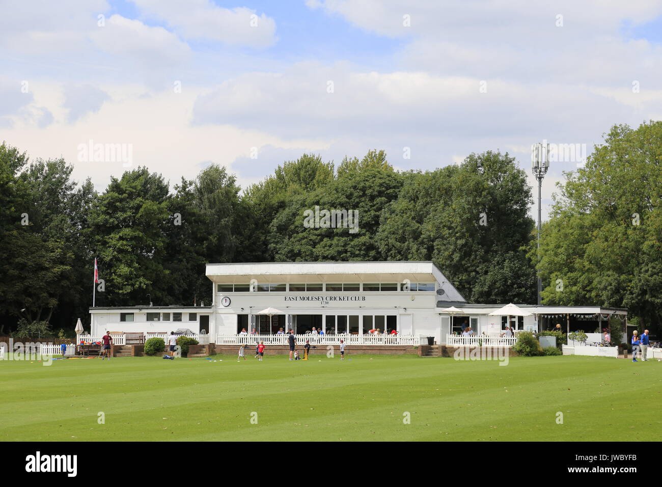East molesey cricket grounds hires stock photography and images Alamy