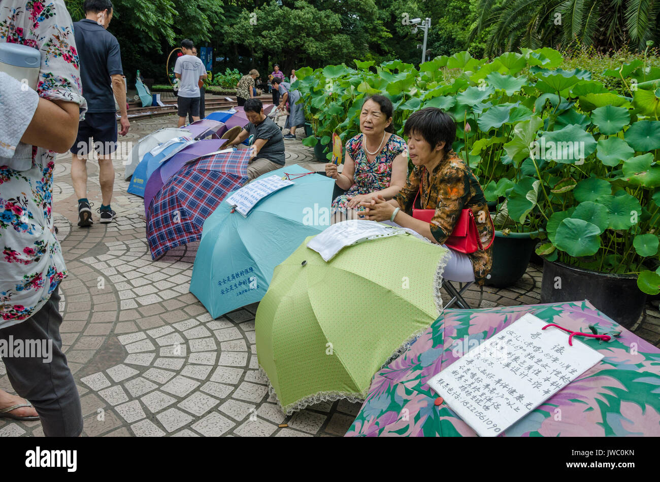 the-marriage-market-in-the-people-s-park-in-shanghai-china-stock