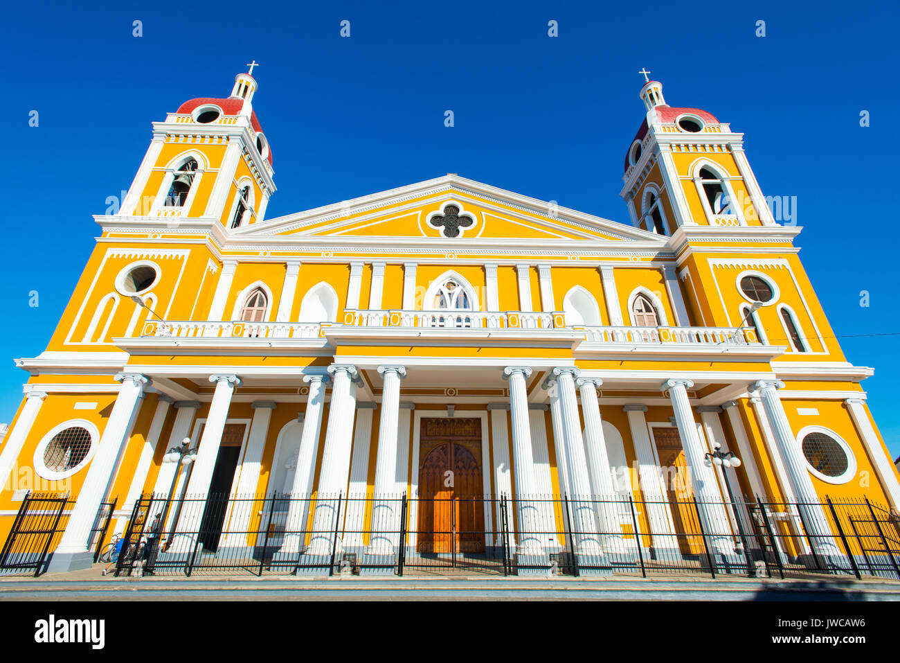 Cathedral Nuestra Senora de la Asuncion, historic centre, Granada, Nicaragua Stock Photo