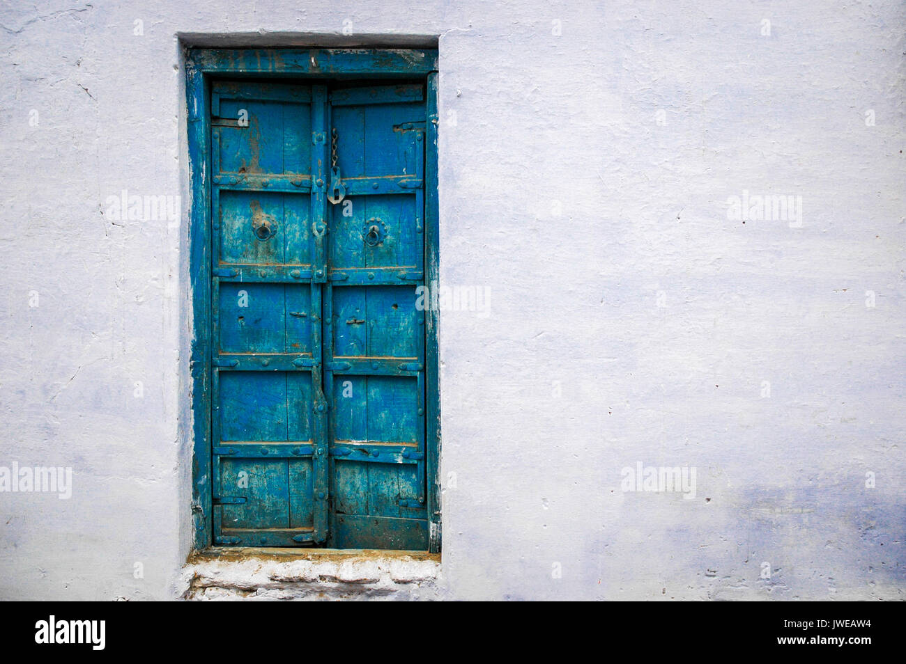 Old blue door Stock Photo - Alamy
