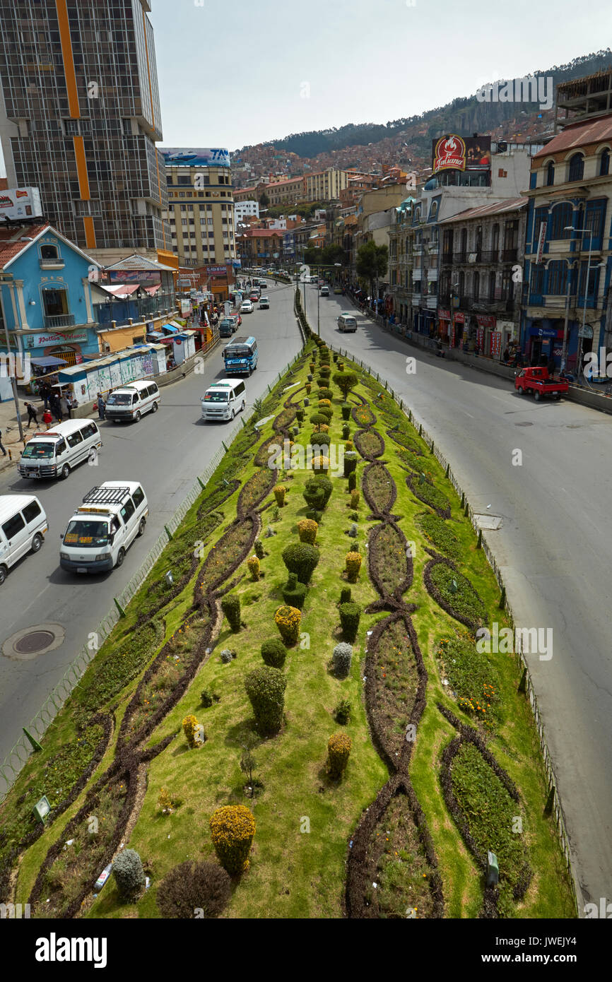 Landscaped median strip on Avenida Perez Velasco, La Paz, Bolivia, South America Stock Photo