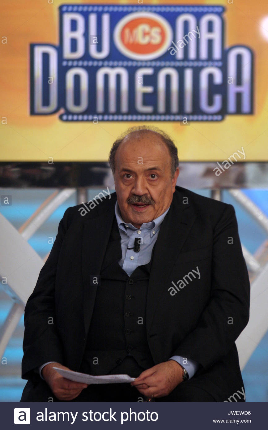 Maurizio Costanzo Stock Photos & Maurizio Costanzo Stock Images Alamy