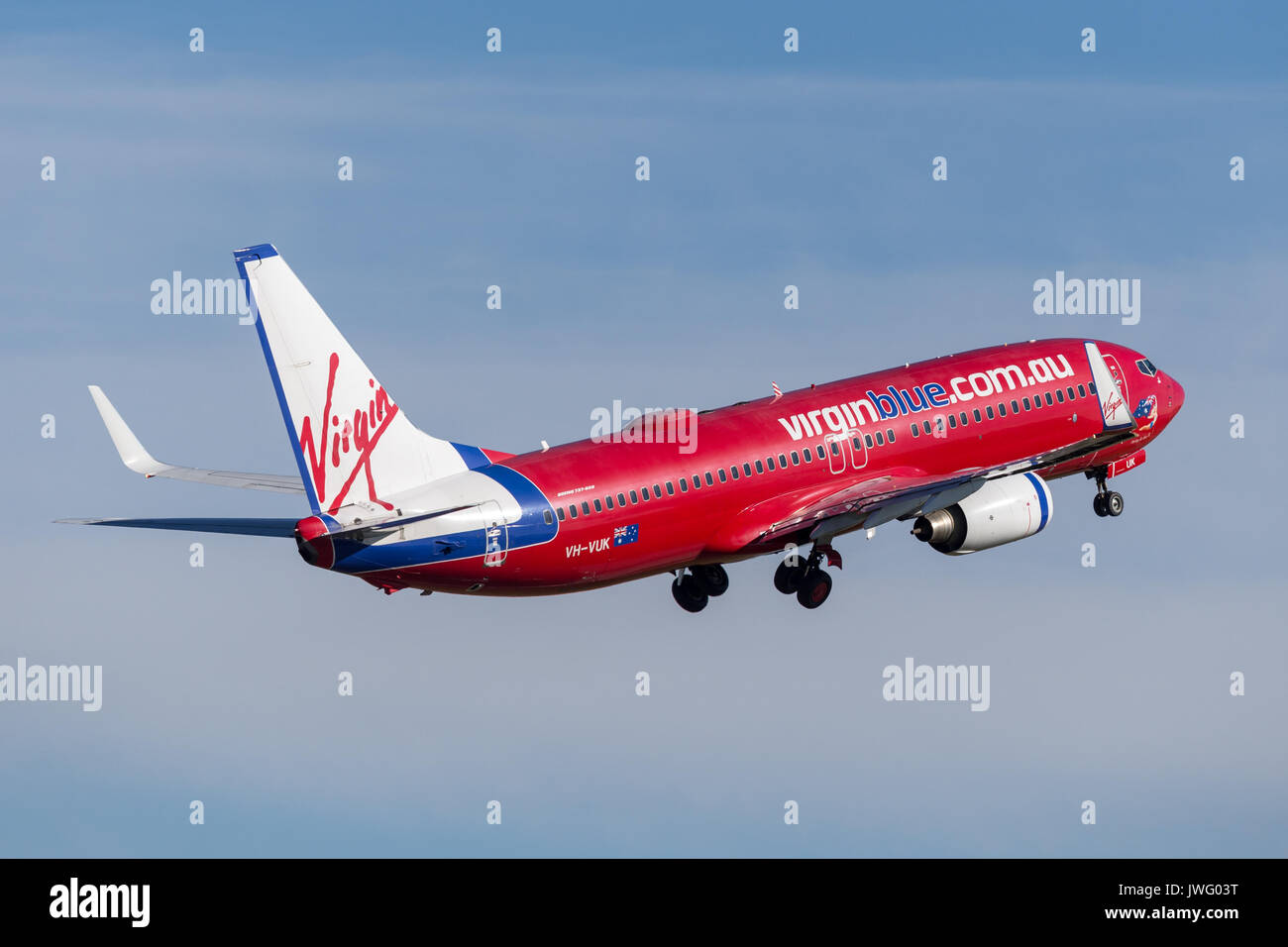 Virgin Blue Airlines (Virgin Australia Airlines) Boeing 737 taking off ...