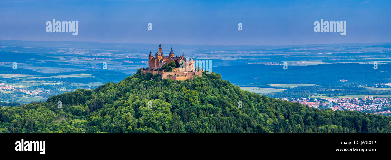 Burg Hohenzollern, Schwäbische Alb, Baden-Württemberg, Deutschland, Europa Stock Photo