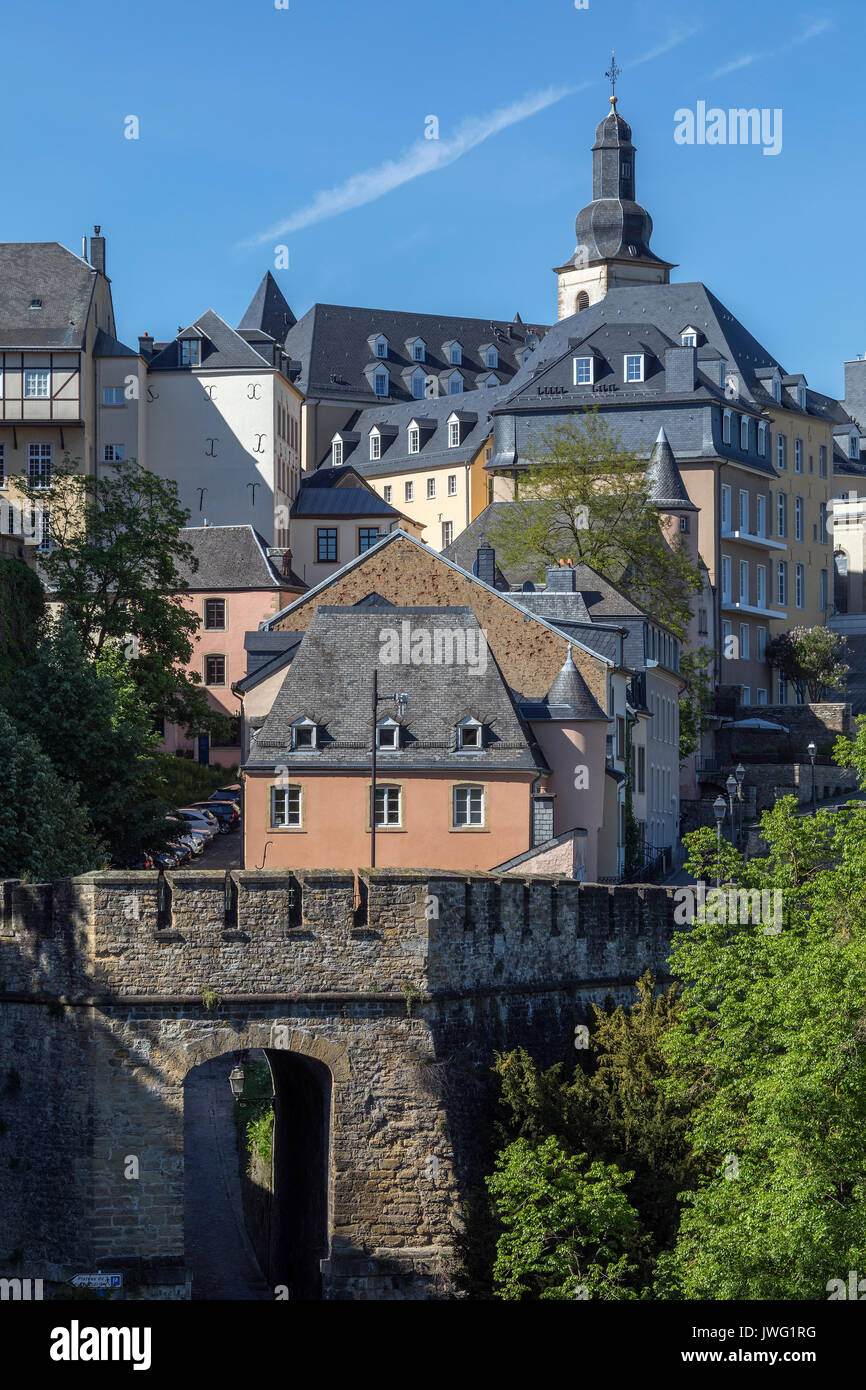 Luxembourg City - Ville de Luxembourg. The walls of the old town viewed from the Grund area of the Grand Duchy. Stock Photo