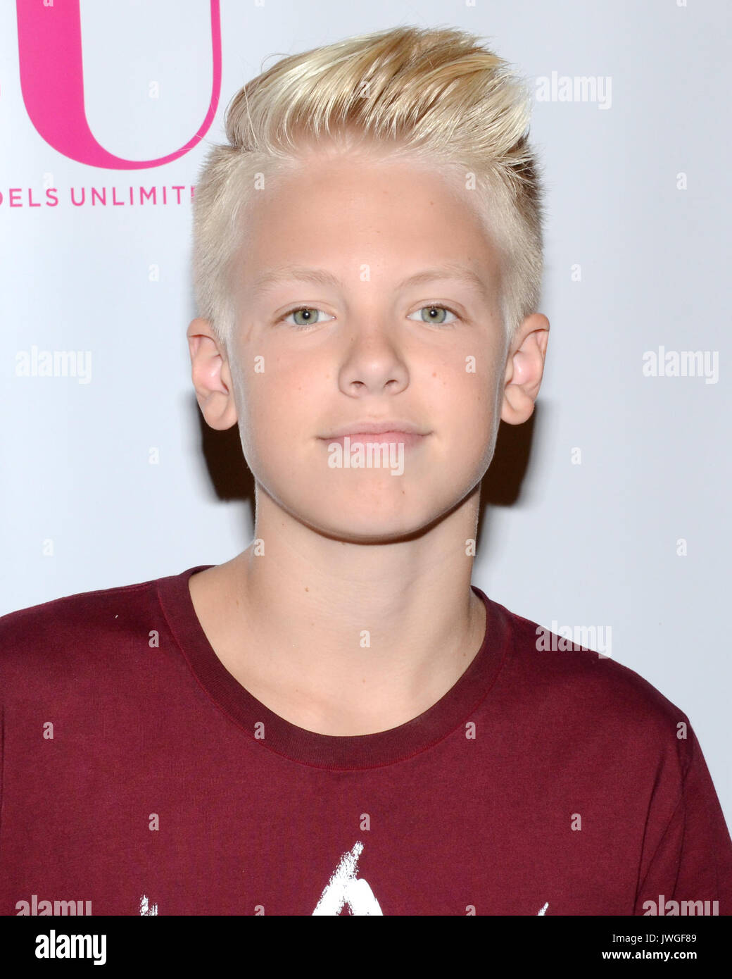 Carson leuders attends su magazines 17th anniversary celebration in