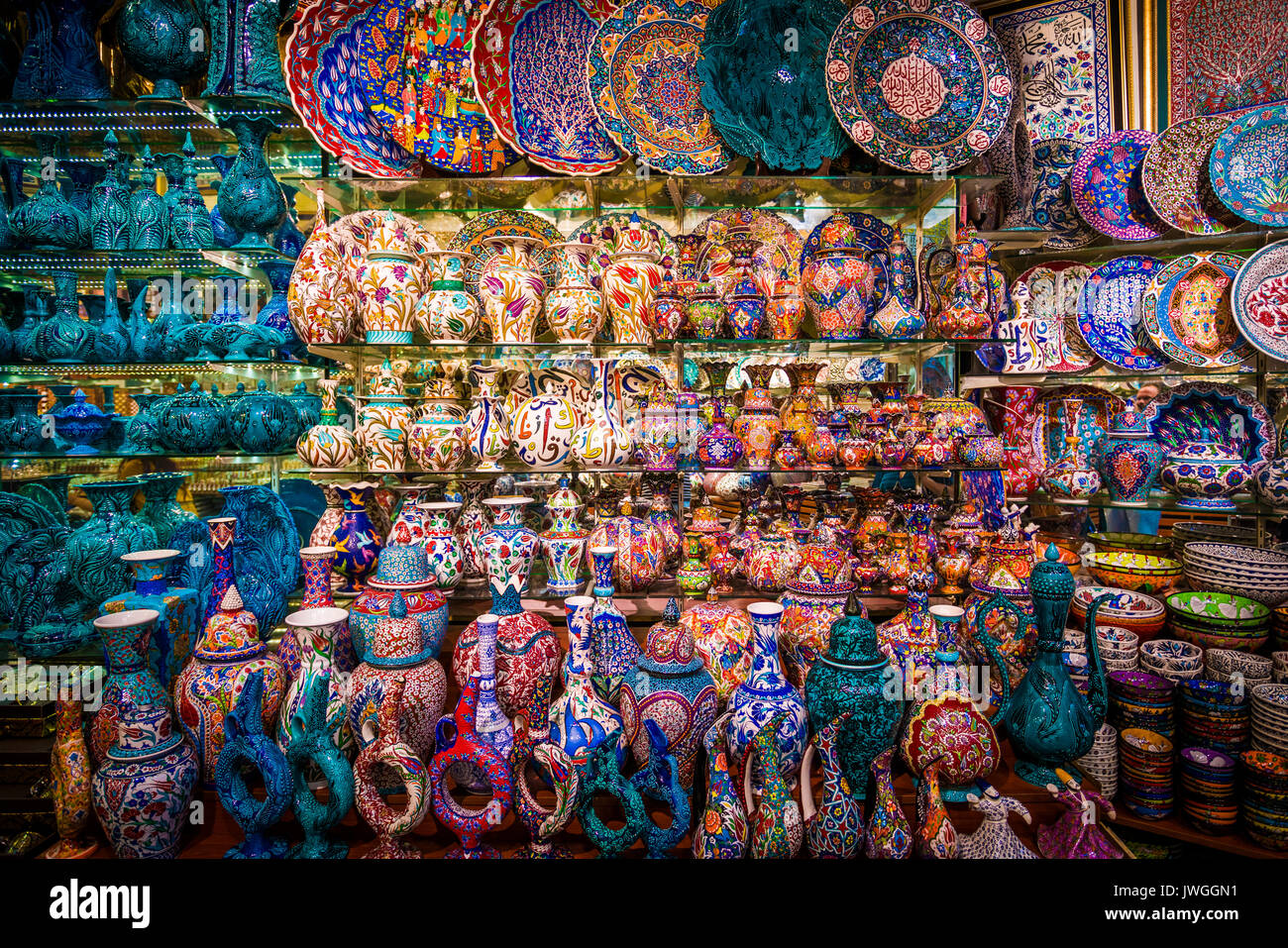Turkish ceramics on sale at the Grand Bazaar in Istanbul, Turkey ...
