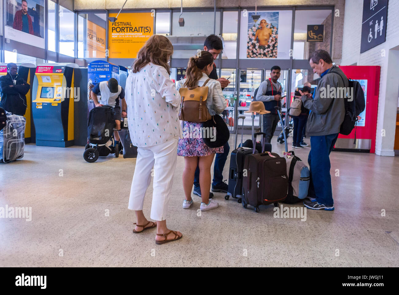 Paris, France, Group Tourists with suitcases  Gare de Bercy, Train Station Stock Photo